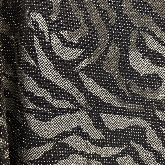 Zebra Print Sweater - Gray - Picture 2 of 3